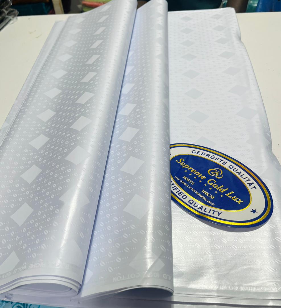 Bazin Riche Getzner Original 5 metres 55000f seulement